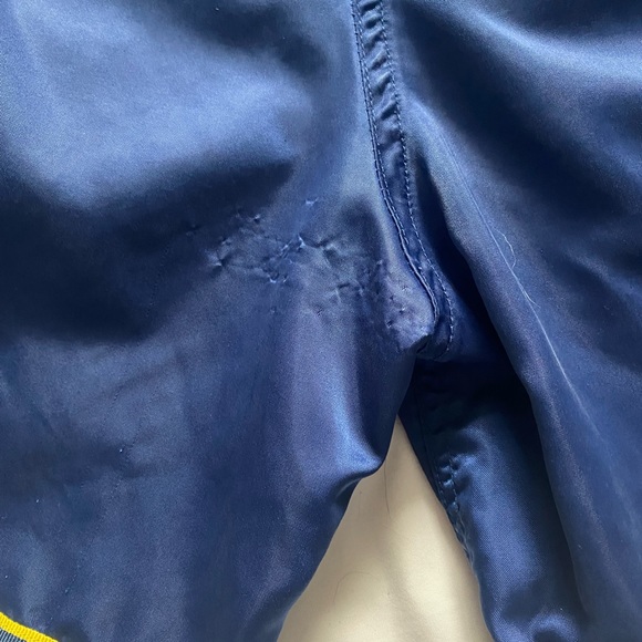 Vintage Wilson basketball shorts - Picture 9 of 9